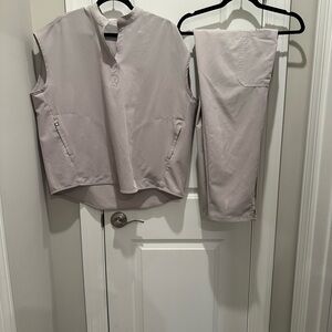 Figs Rafaela top and high waisted Yola skinny pants in color Slate